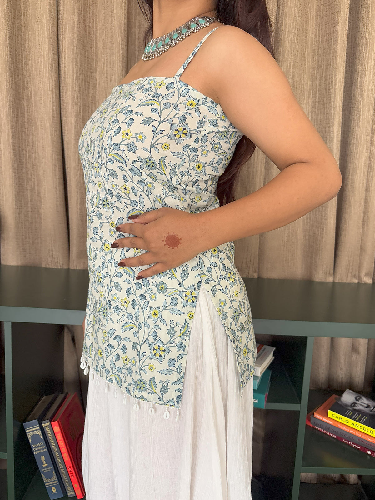 Mira Noodle Strap Shell Lace Kurti