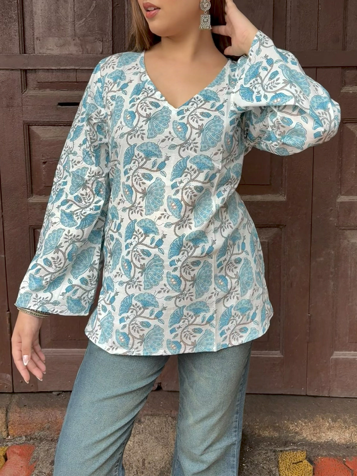 Garima V-Neck Flared Sleeve Short Kurti