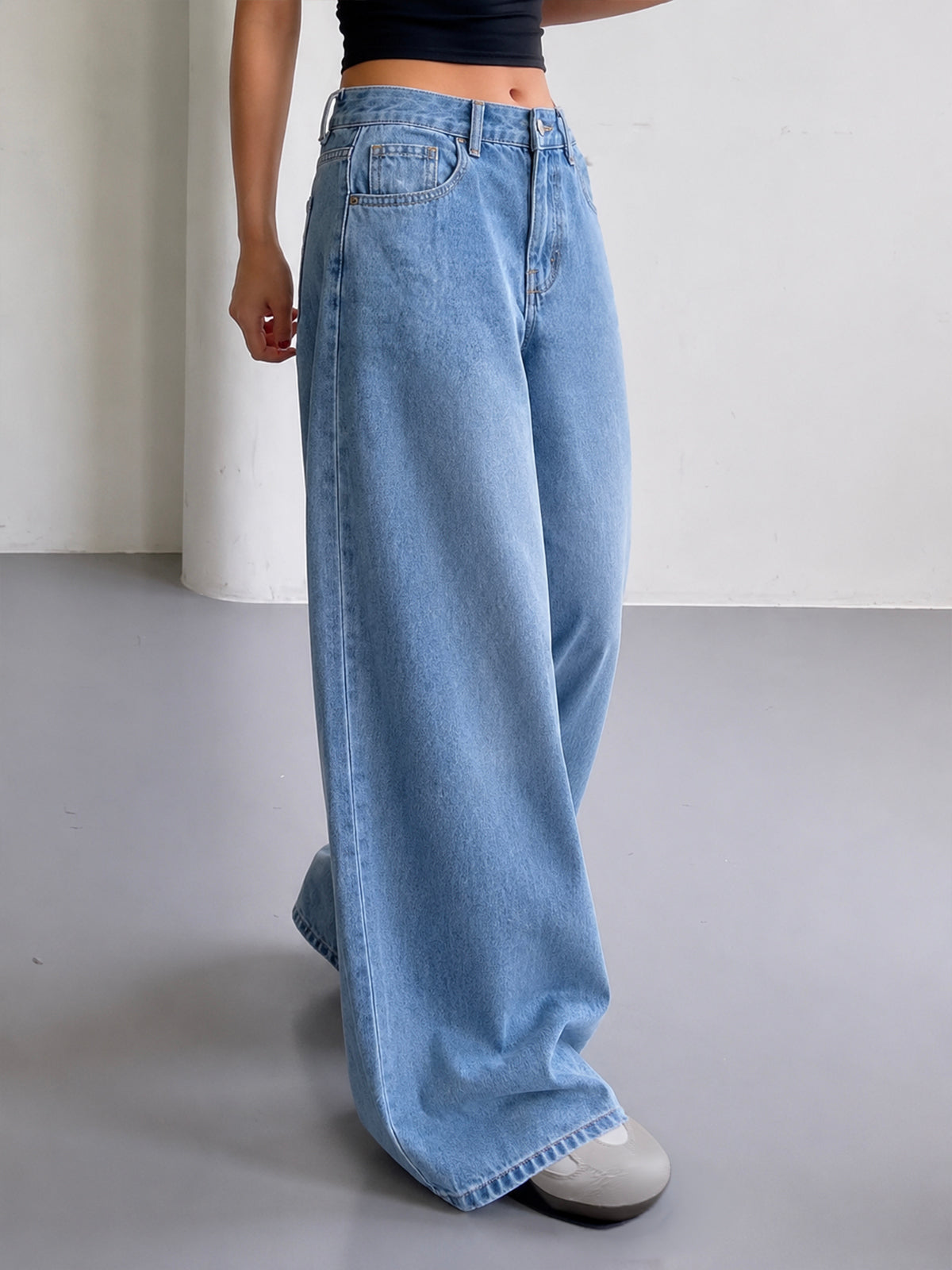 Luxe Frost Blue Washed Stretchable Wide Leg Jeans