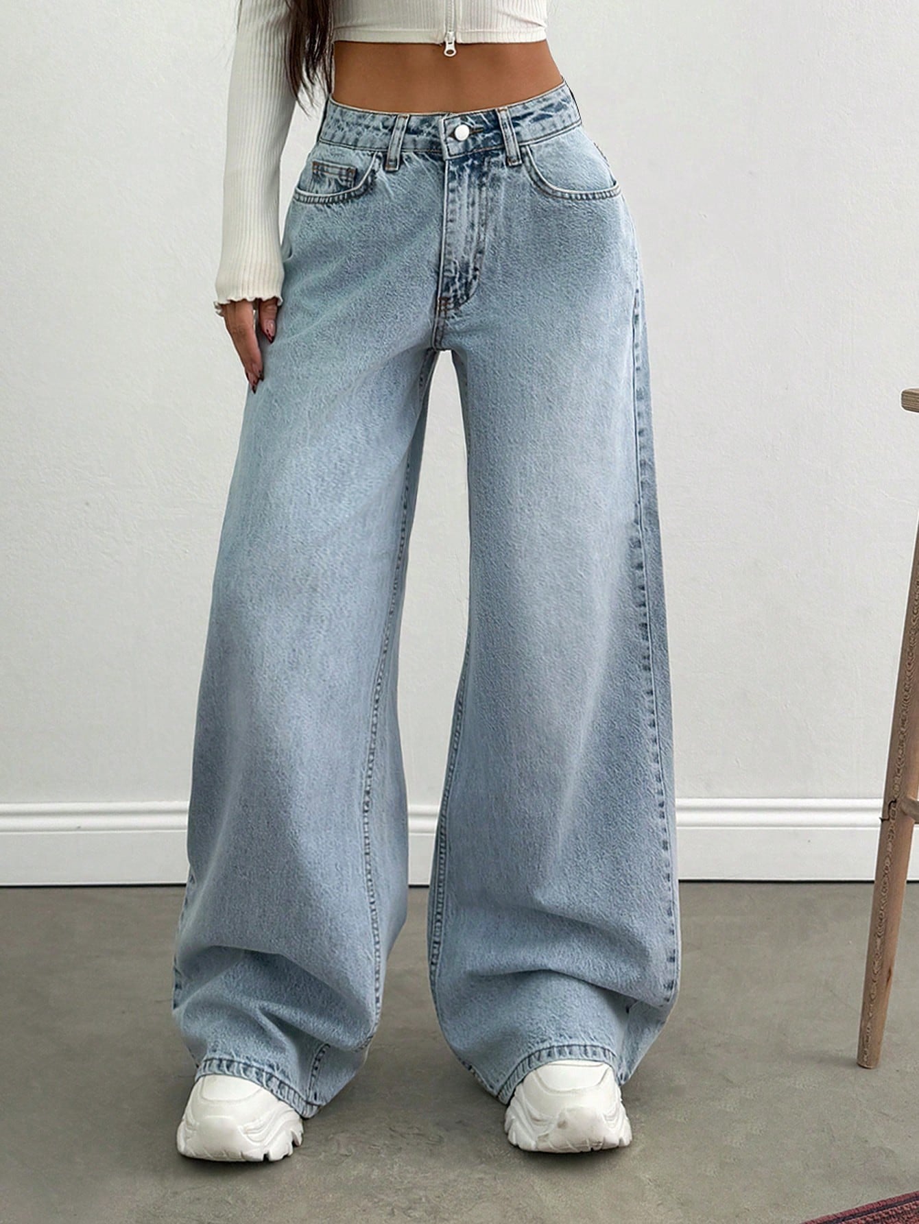 80s Light Blue Washed Super Wide Leg Jeans