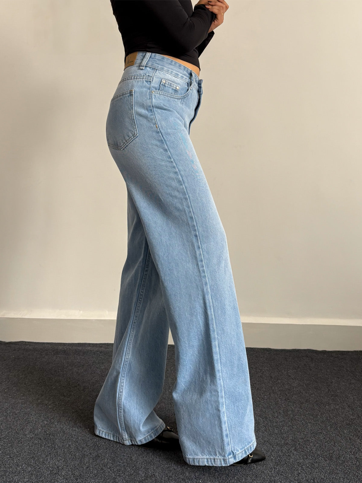 90'S Ice Blue Whisker Super Wide Leg Jeans