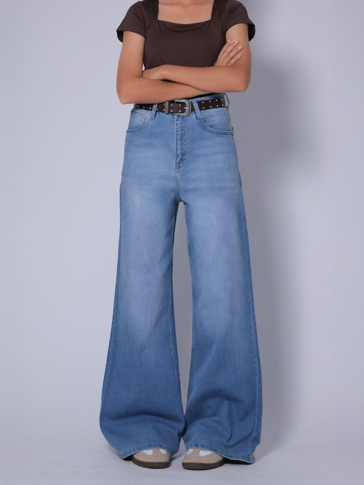 Luxe Frost Blue Washed Stretchable Wide Leg Jeans