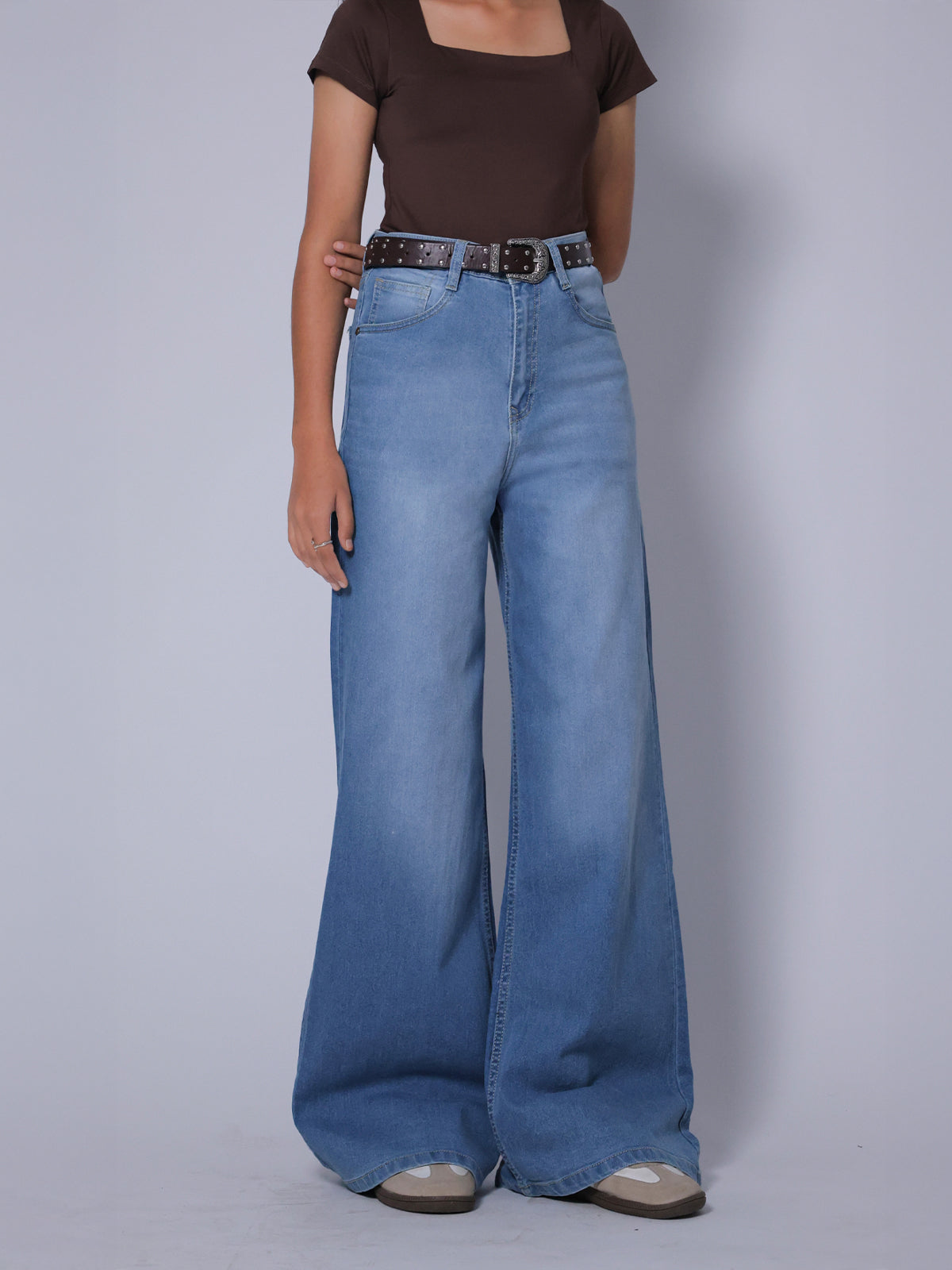Luxe Frost Blue Washed Stretchable Wide Leg Jeans