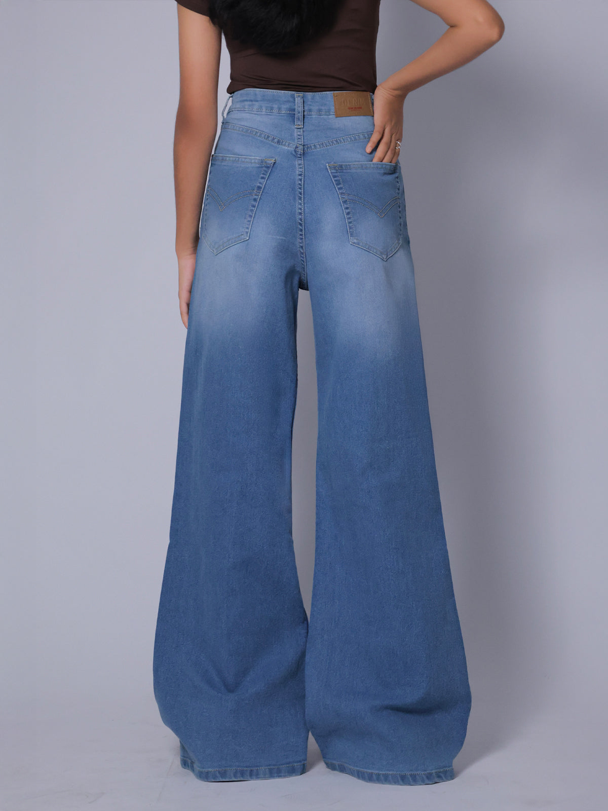 Luxe Frost Blue Washed Stretchable Wide Leg Jeans