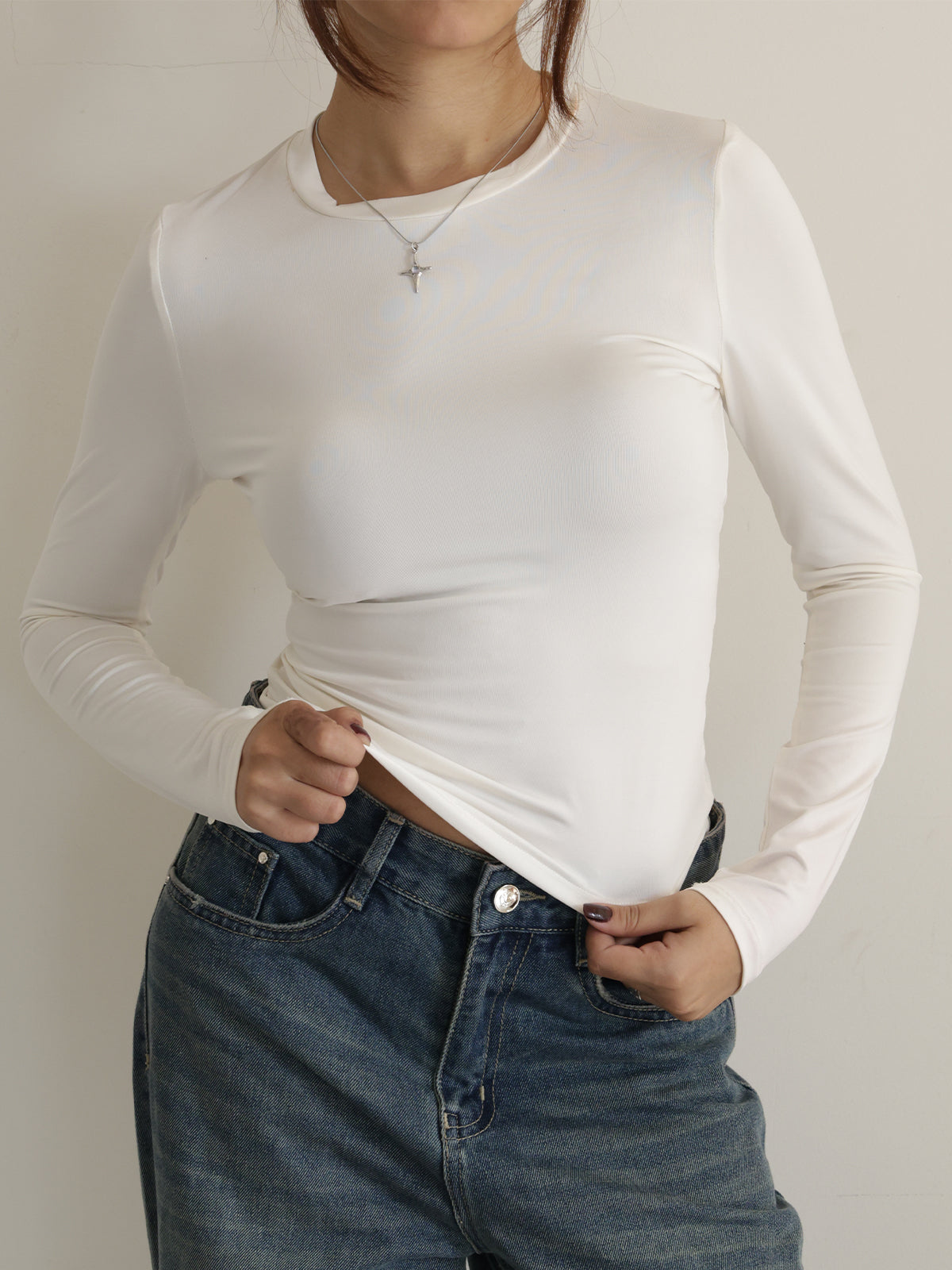 Off-white Crew Neck Long Sleeve Slim Fit Top