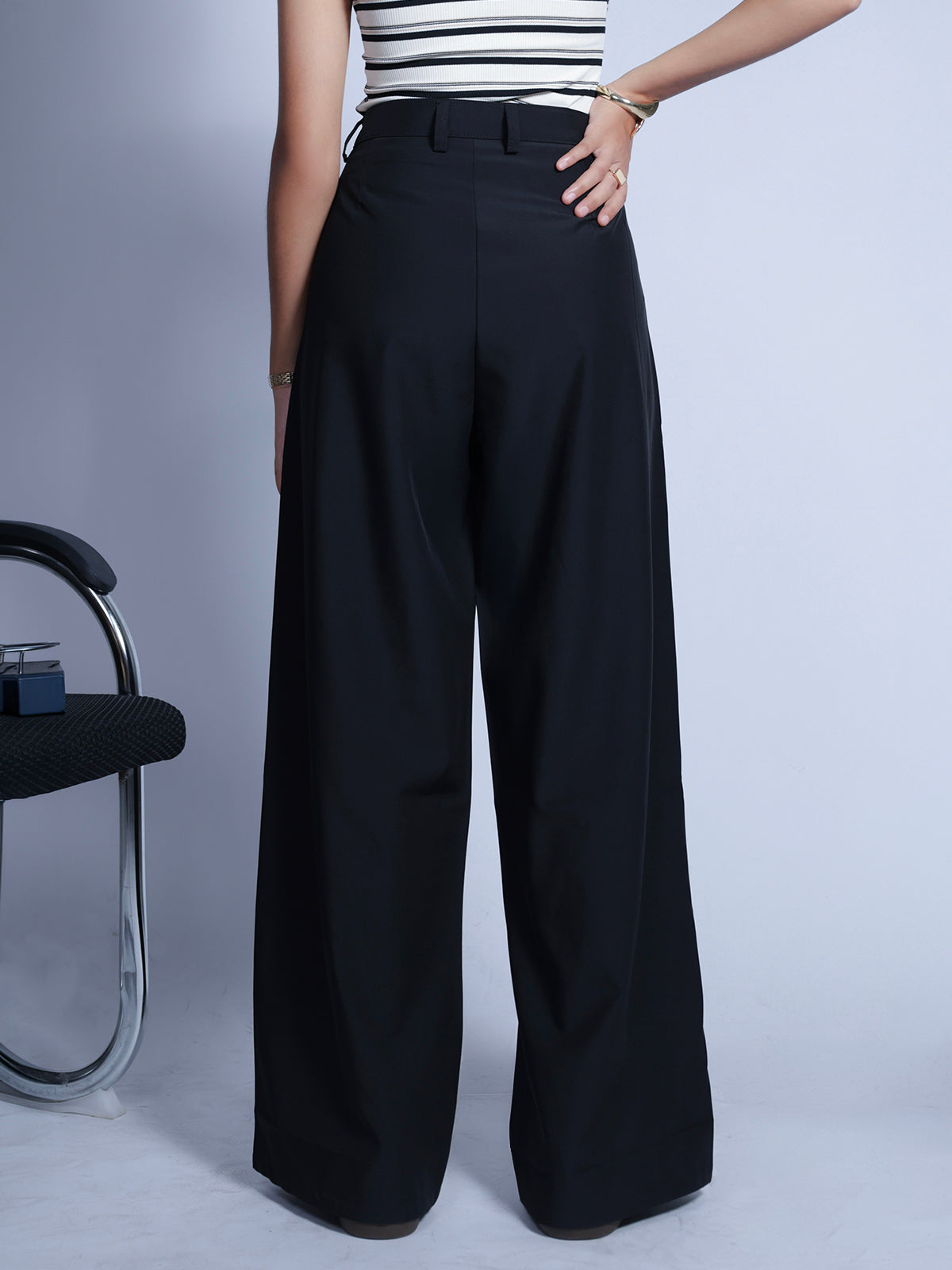 Black Double Pleated Korean Pant