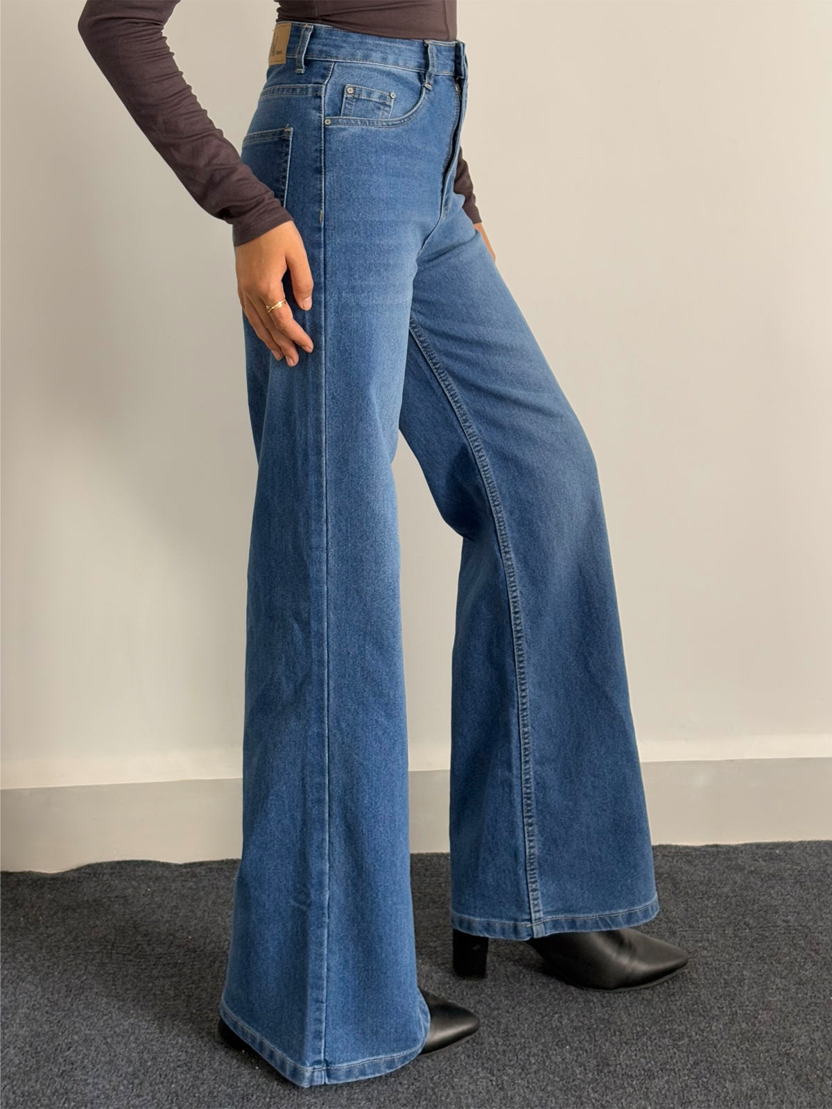 Luxe Oxford Blue Cat Whisker Stretchable Super Wide Leg Jeans