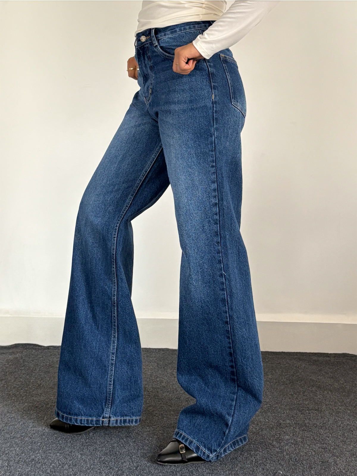 90'S Midnight Blue Whisker Super Wide Leg Jeans