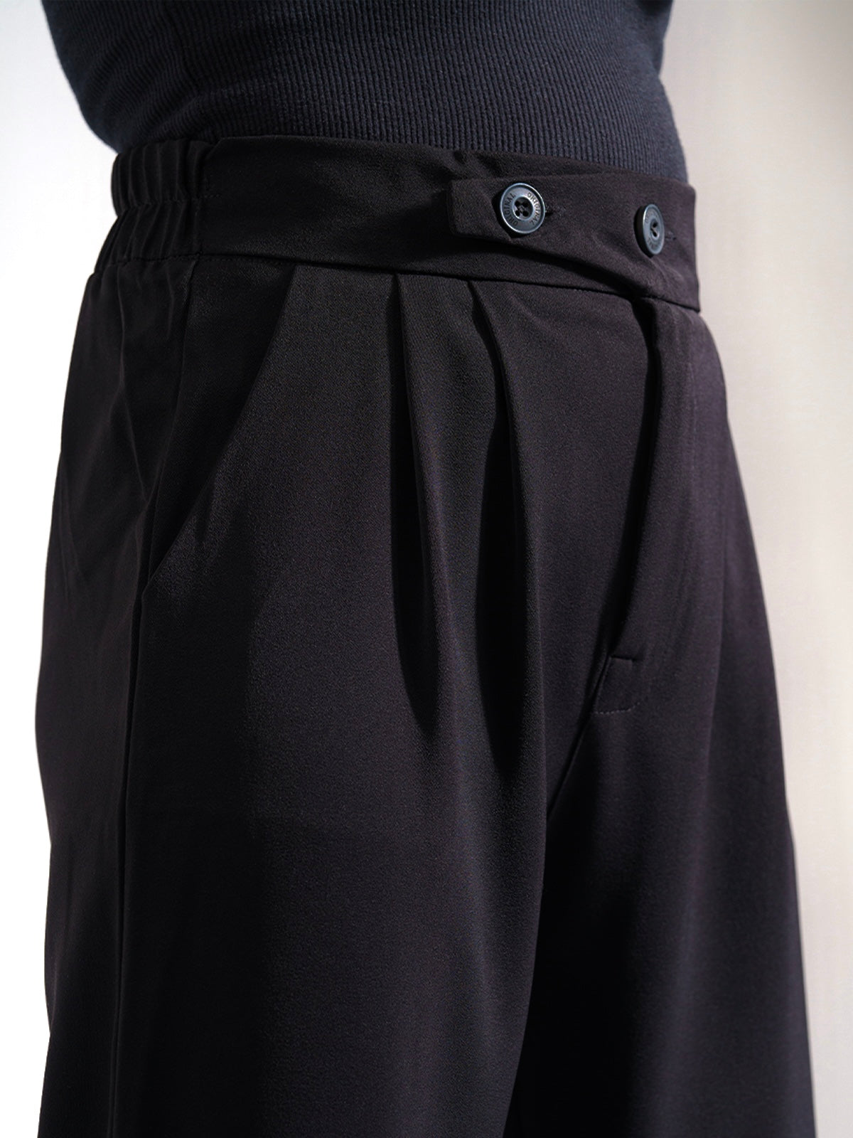 Black Tailored Pleat Korean Pants